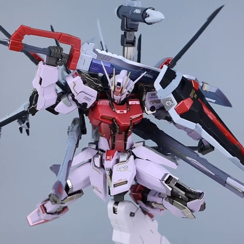 In Voorraad 8835 Strike Rouge  - Model Kit Fenrir recensie en prijs