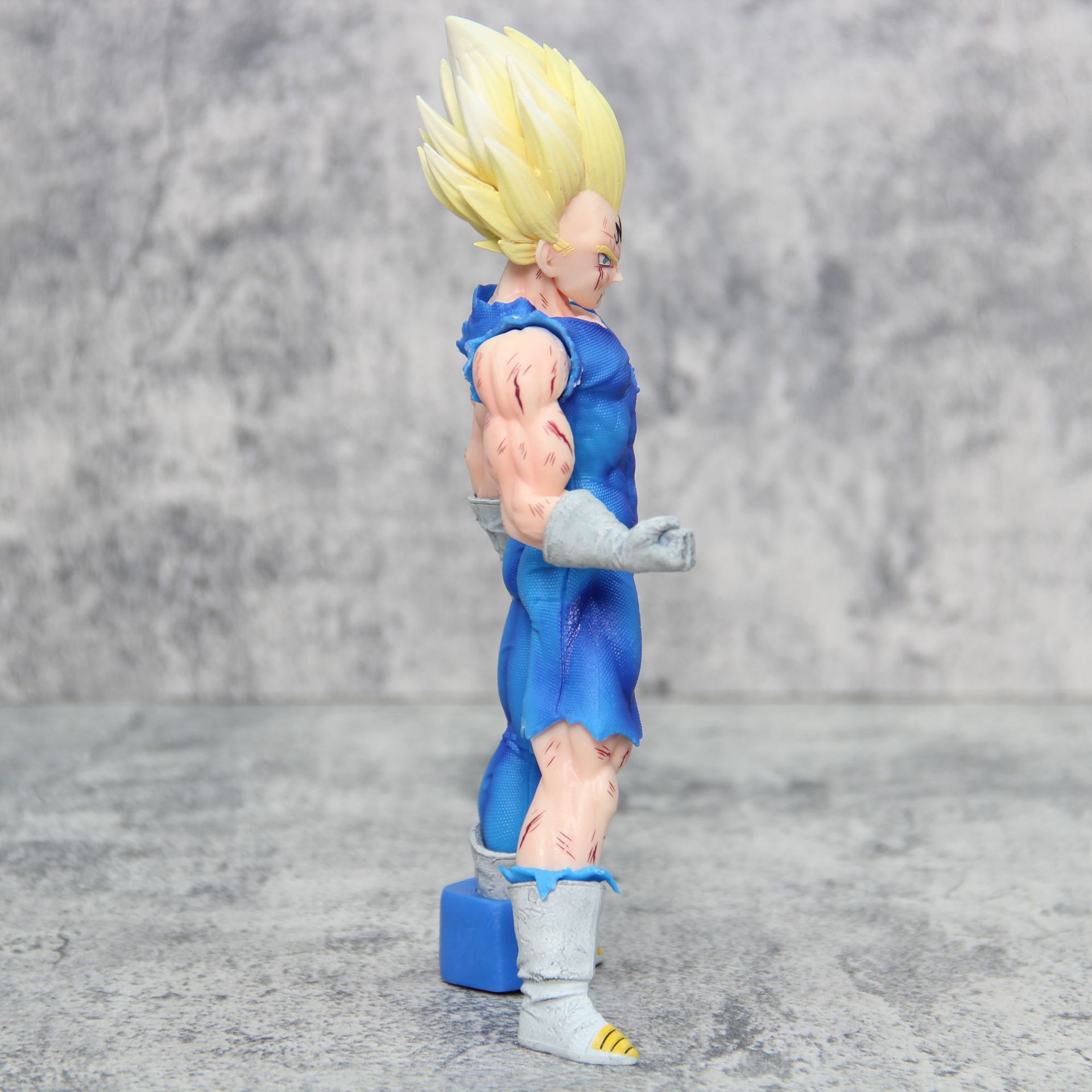 Dragon Ball Z Super Saiyan Pri - Model Kit Vegeta recensie en prijs